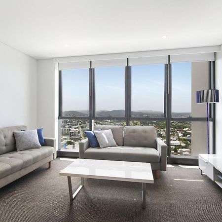 Cosy 1-Bed With 41St Floor City Views, Pool & Gym Брисбен Экстерьер фото